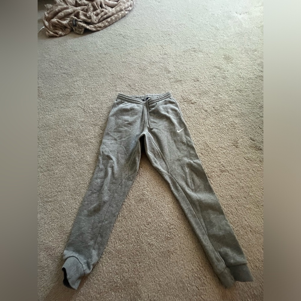 nike sweats